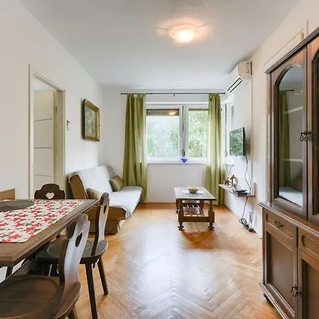 Apartman Legacy Daire *
