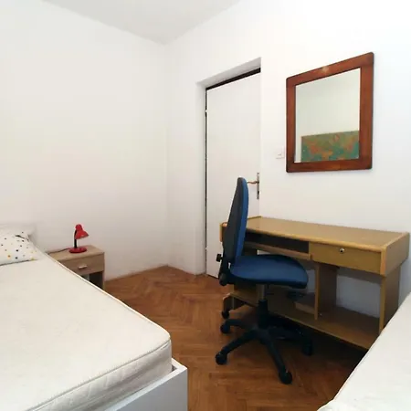 Apartman Legacy Daire Zadar
